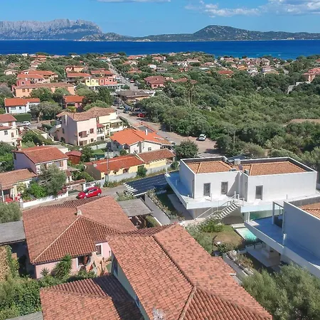 Modern With Swimming Pool And Parking! Olbia