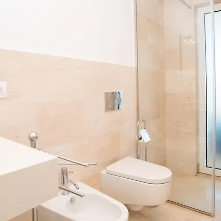 Modern With Swimming Pool And Parking! Appartamento Olbia