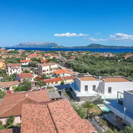 Appartamento Modern With Swimming Pool And Parking!
